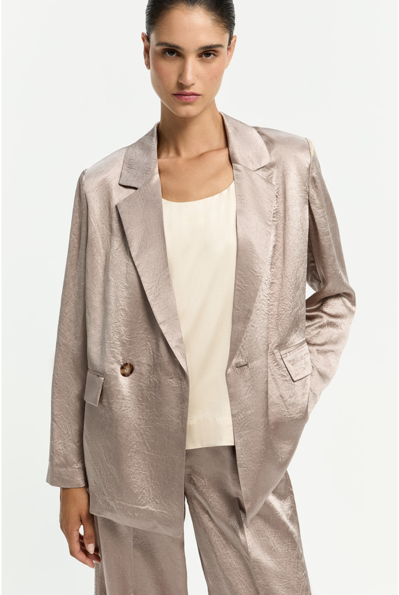 Blazer mit dezenten Falten