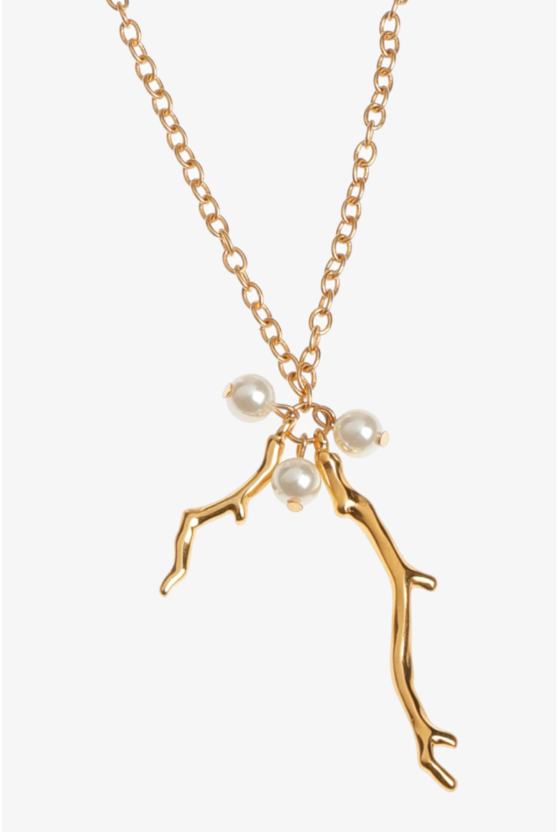 Collier fin à breloques