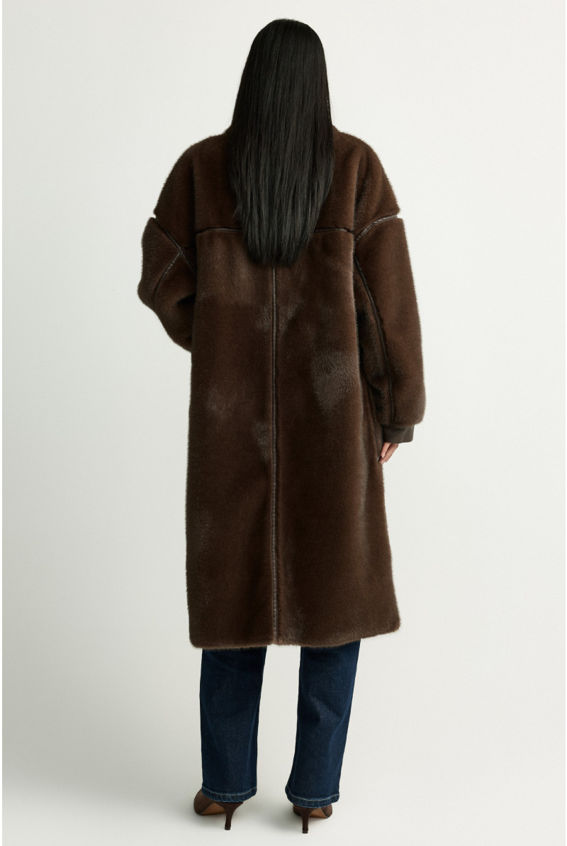 Manteau en fausse fourrure