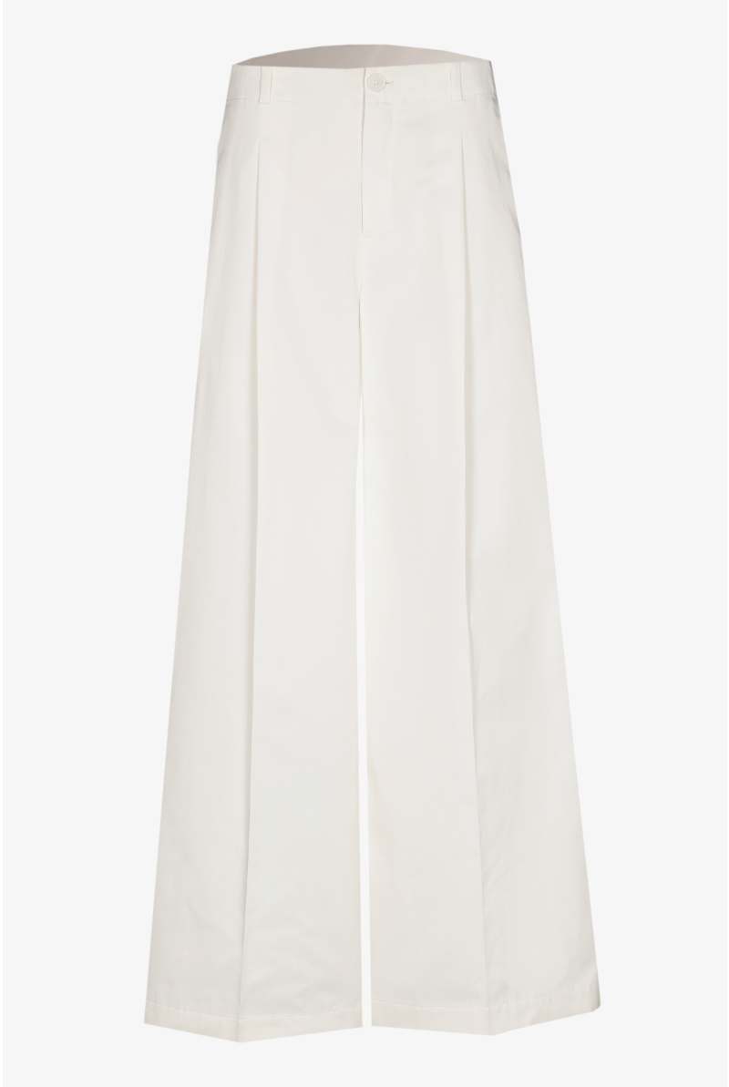 Hose mit hoher Taille