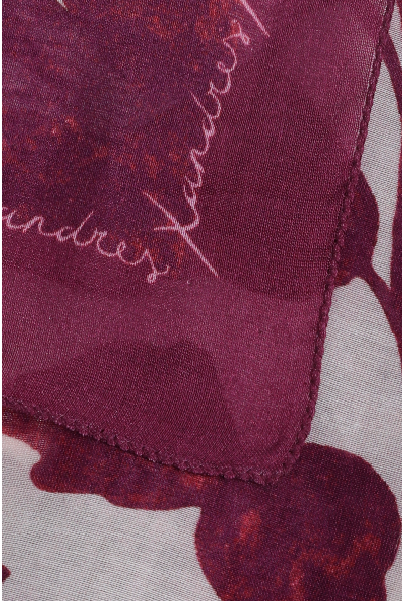 Carré avec motif paisley