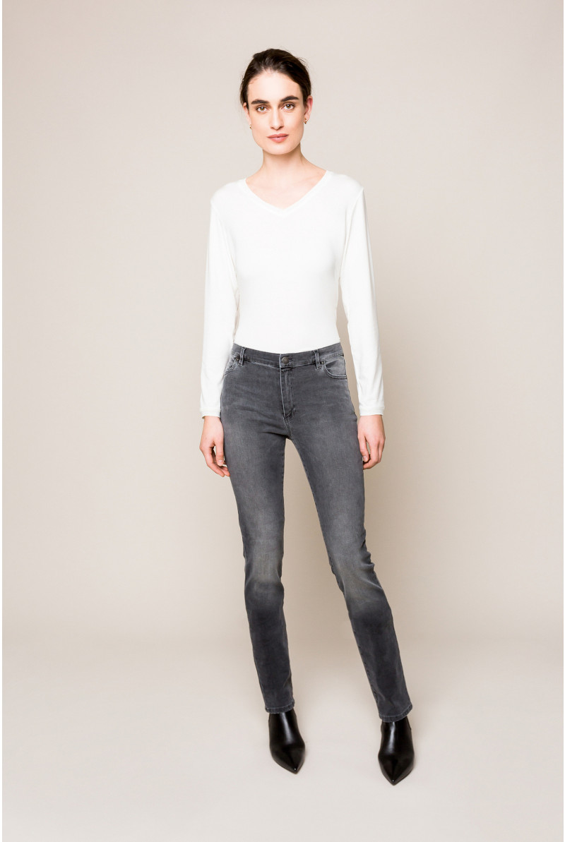 Grey slim-fit jeans