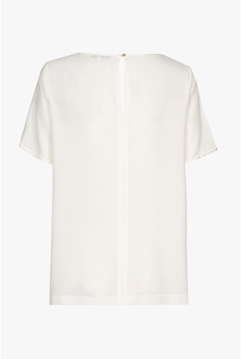 White silk short-sleeved T-shirt