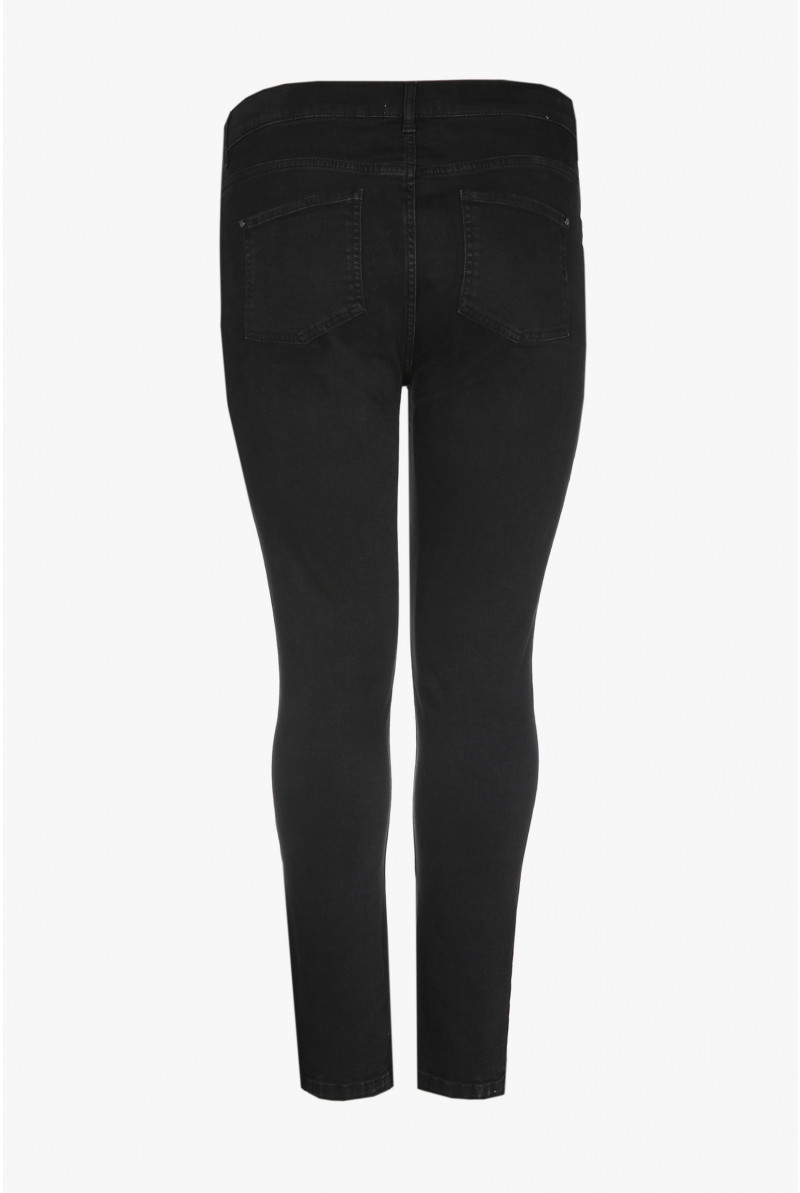 Black slim-fit jeans