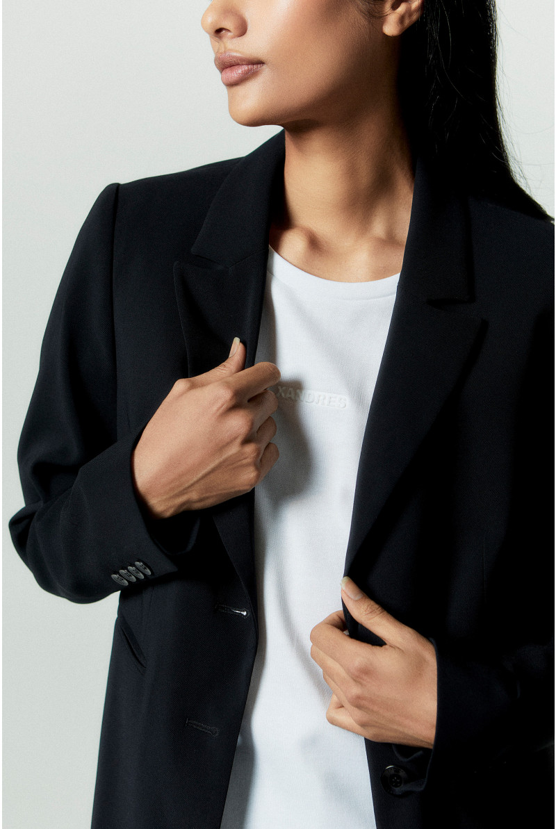 Tailored dark-blue wrinkle-free blazer