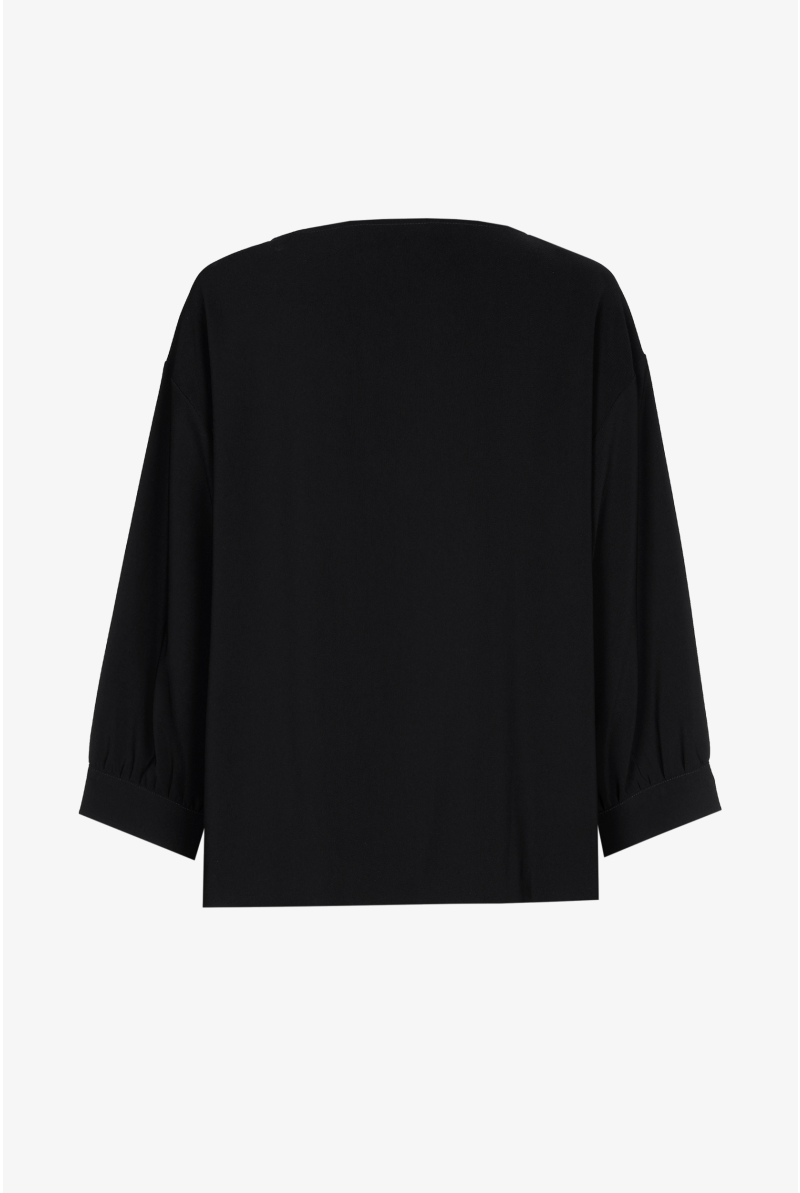 Blouse with loose sleeves