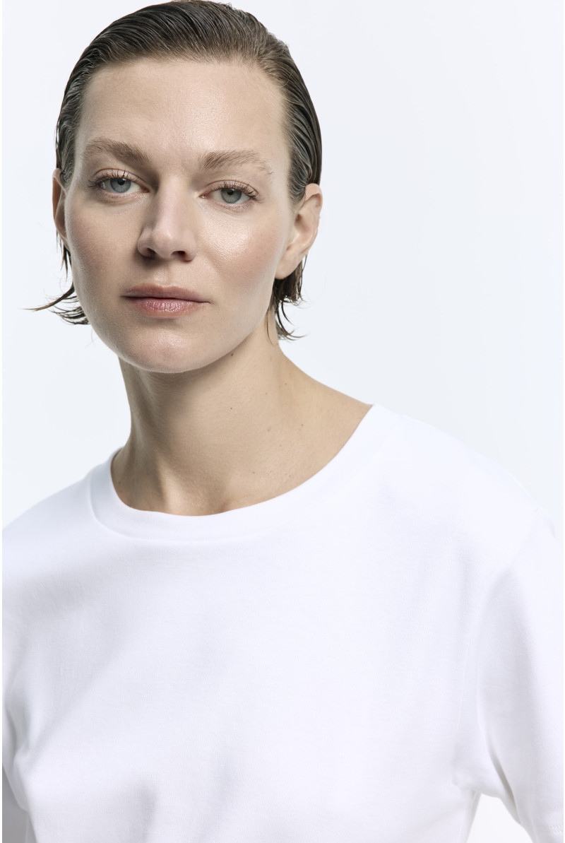 T-shirt met ronde hals en korte mouwen