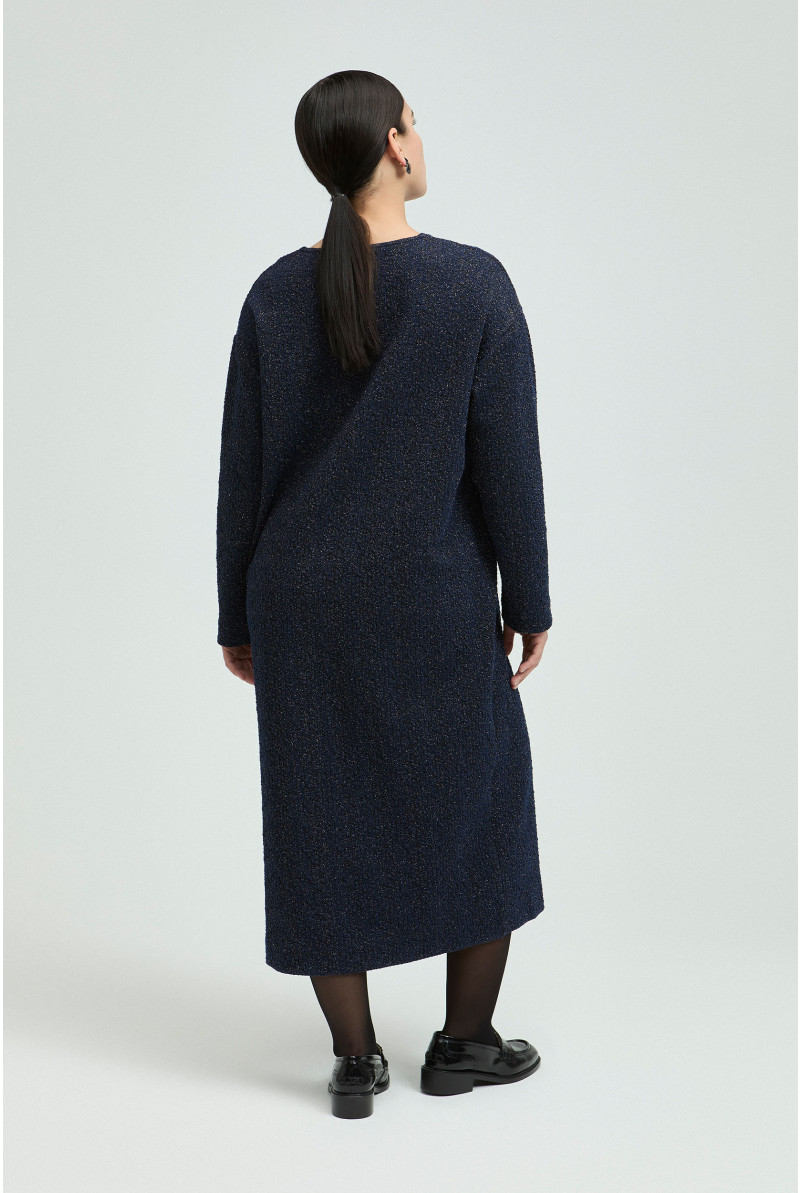 Festive dress with long sleeves