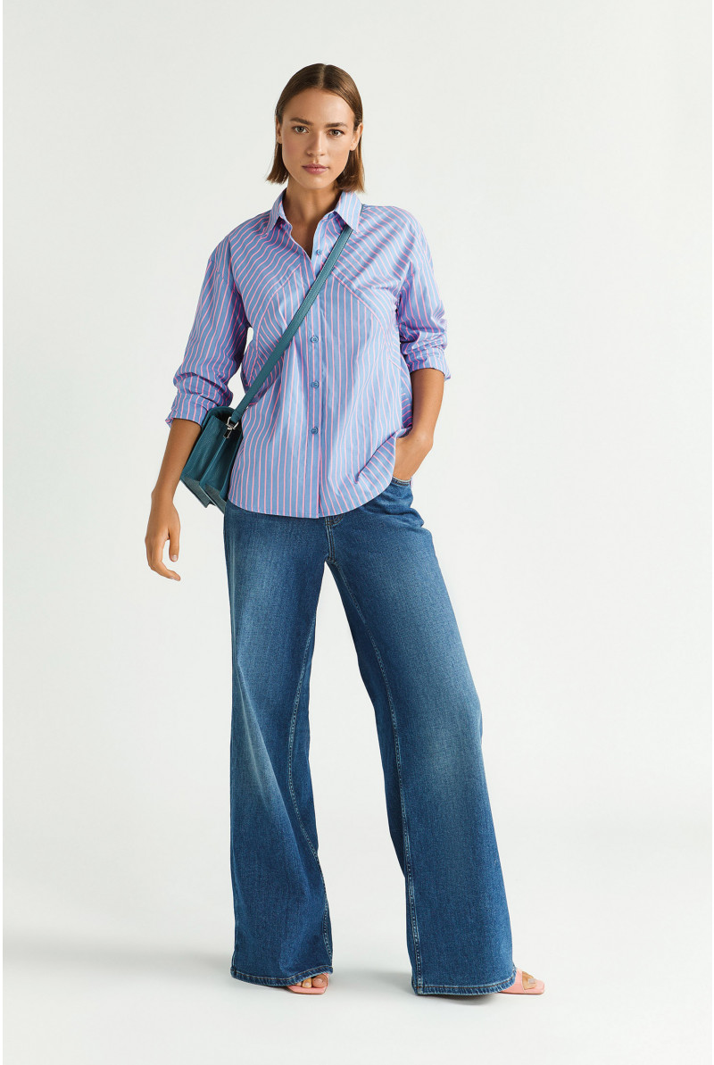 Sommerliche Jeansschlaghose