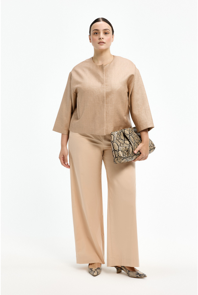 Smart jacket in raffia