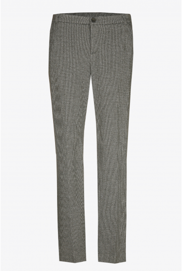 Pleated trousers with houndstooth print