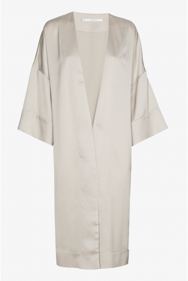 Kimono van glanzende stof