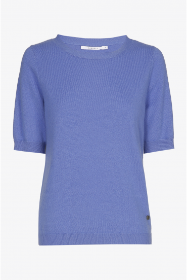 Blue sweater with short sleeves