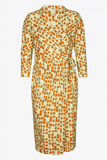 Wrap dress in stretch fabric