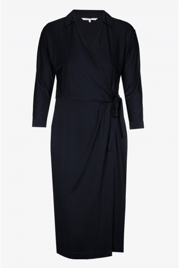 Wrap dress in stretch fabric