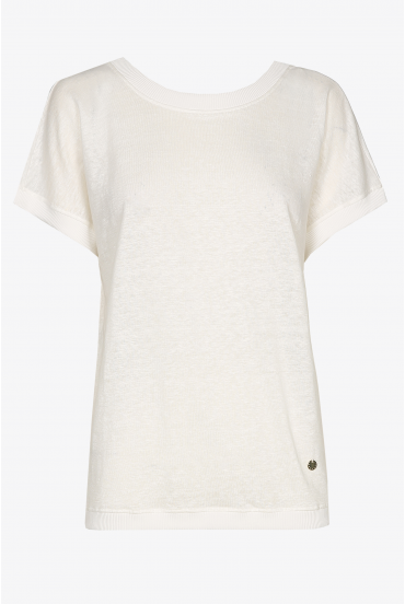 T-shirt with cut-out back