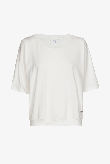 T-shirt with loose fit