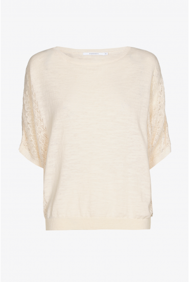 Petit pull en maille ajourée