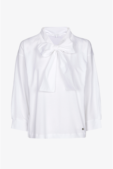 Blouse in jersey fabric