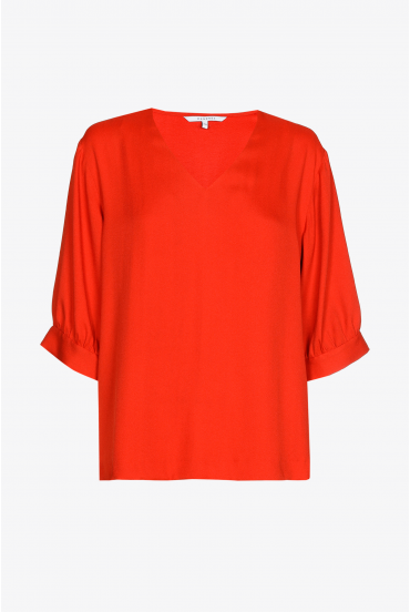 Blouse with V-neck and loose sleeves