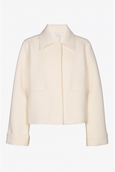 Short jacket with collar