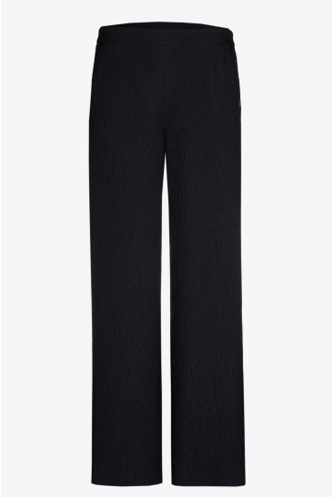 Trousers with 3D texture