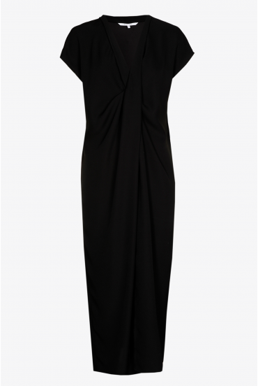 Robe élégante avec détail plissé