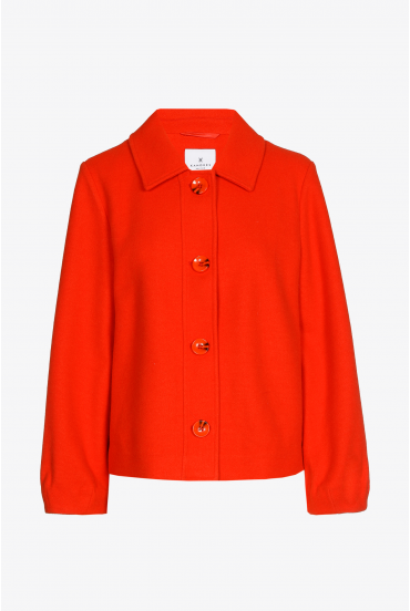 Short jacket with buttons