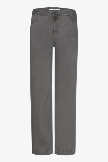 Jeans mit weit geschnittenem Bein