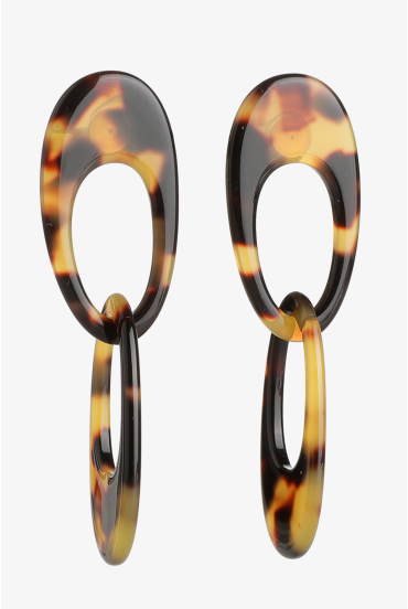 Earrings with oval pendant