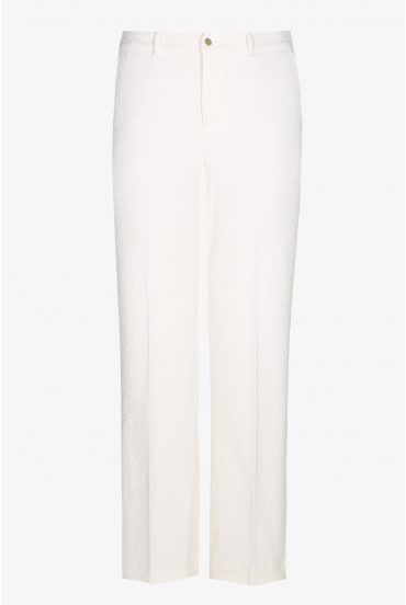 Trousers with straight legs