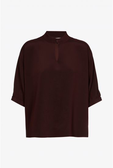Vrouwelijke blouse 