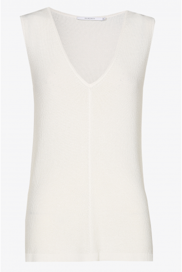 Sleeveless jumper with pearl stitch
