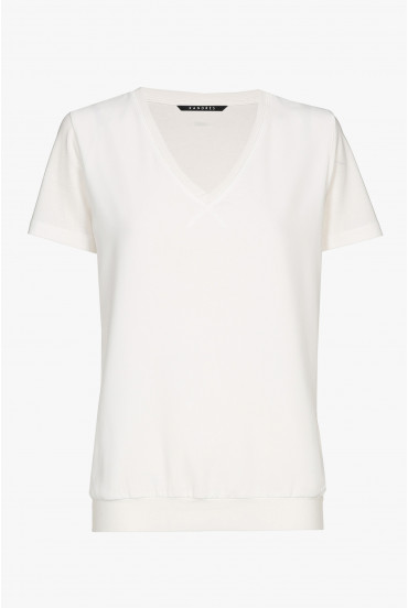 Ecru T-shirt with a V-neck