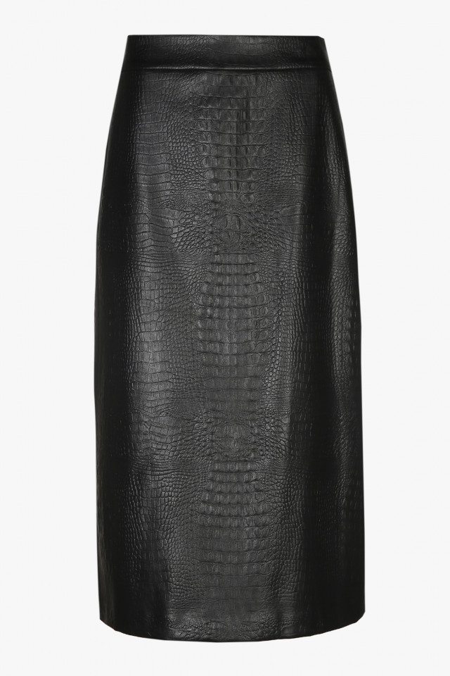 Black midi skirt in leather