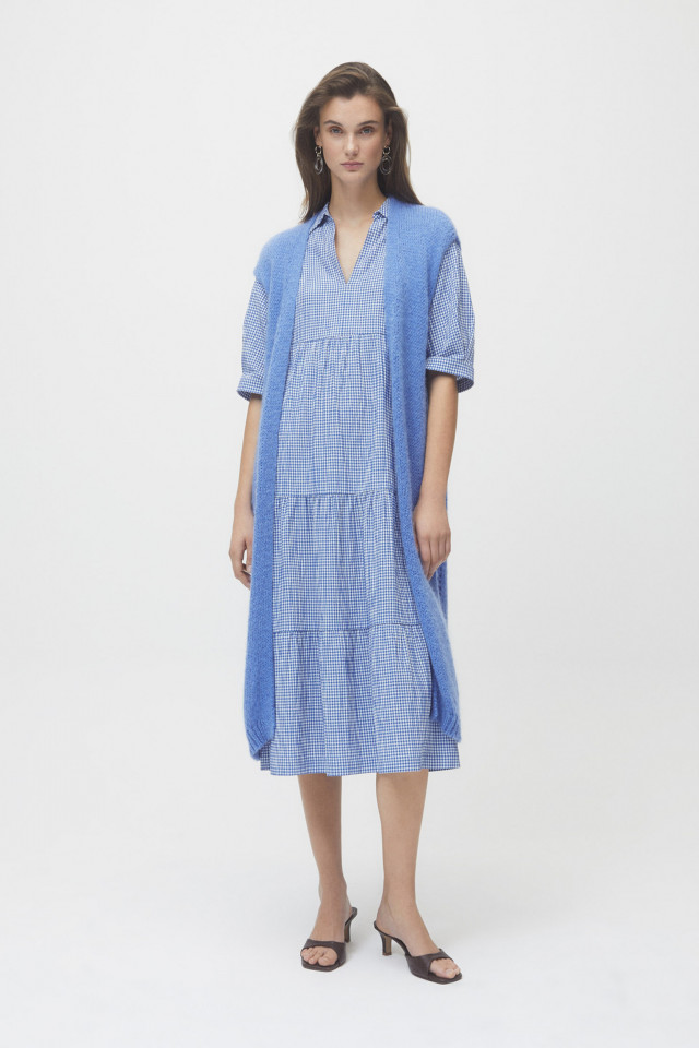 Long dress with Vichy pattern in white and blue