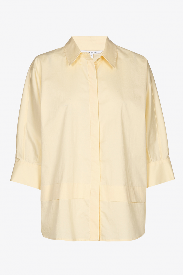 Oversized blouse with shirt collar