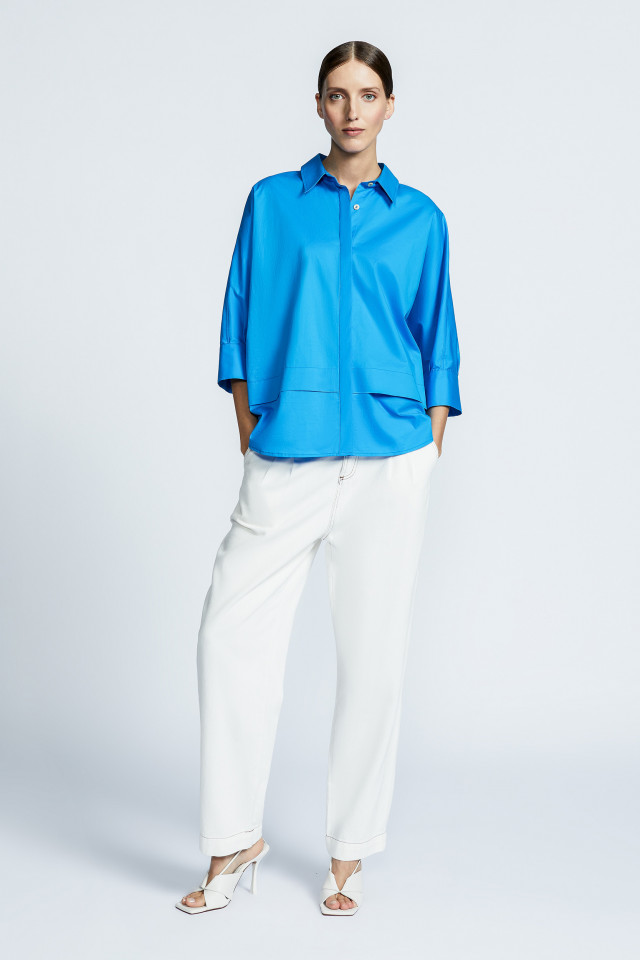 Oversized blouse with shirt collar