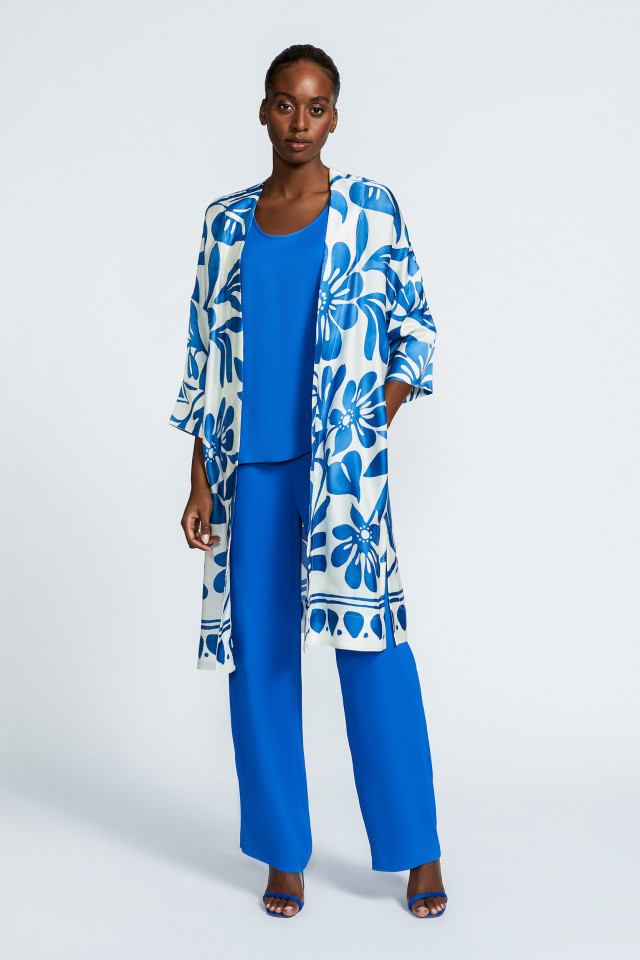 Kimono with a floral print
