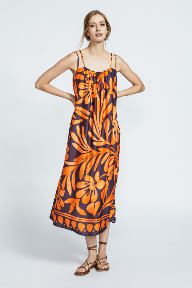 Summery dress with floral print