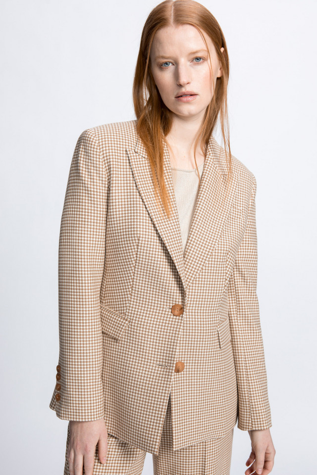 Blazer with houndstooth print