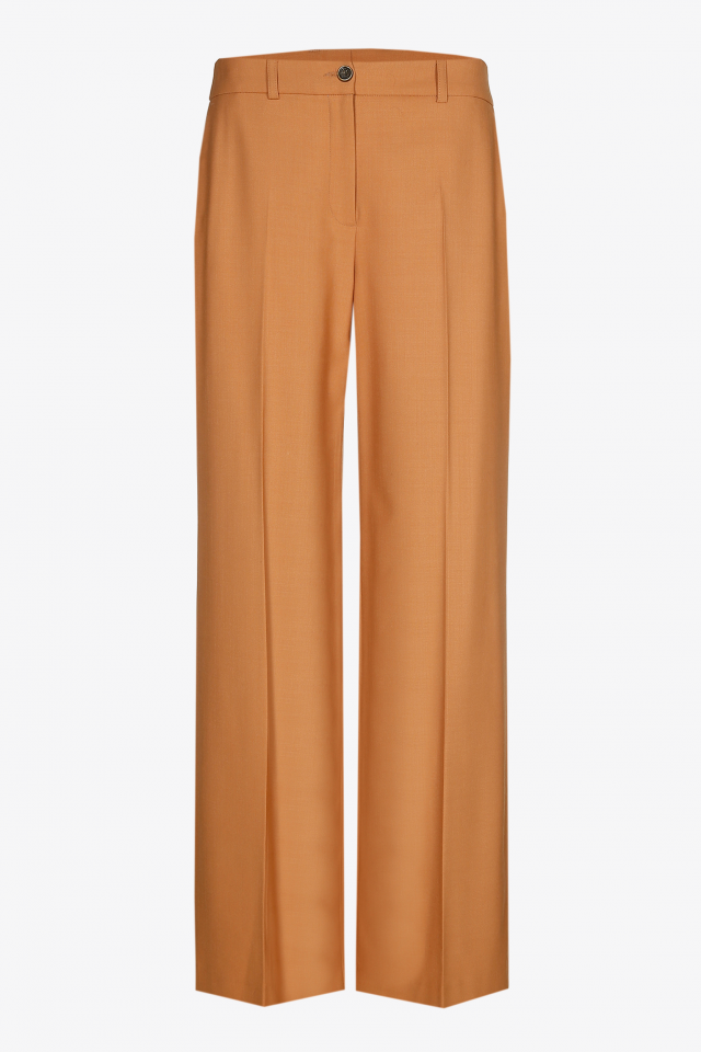 Tailored trousers with straight legs