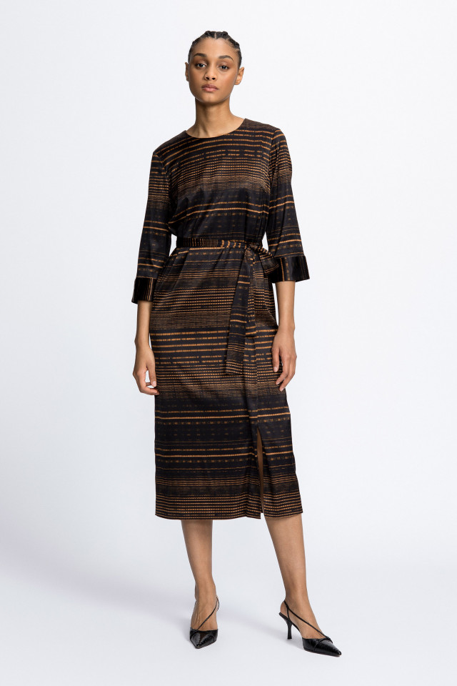 Dress with graphic print