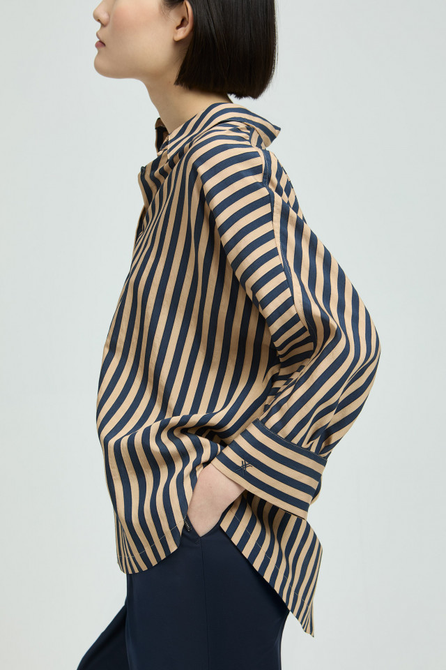 Oversized shirt blouse