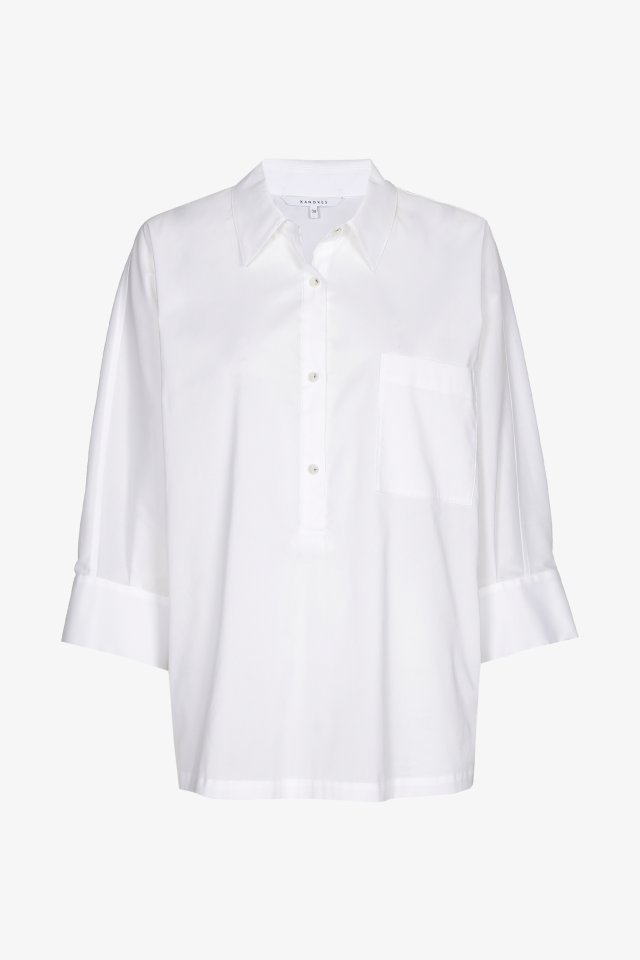 Bluse mit Knöpfen auf der Rückseite 