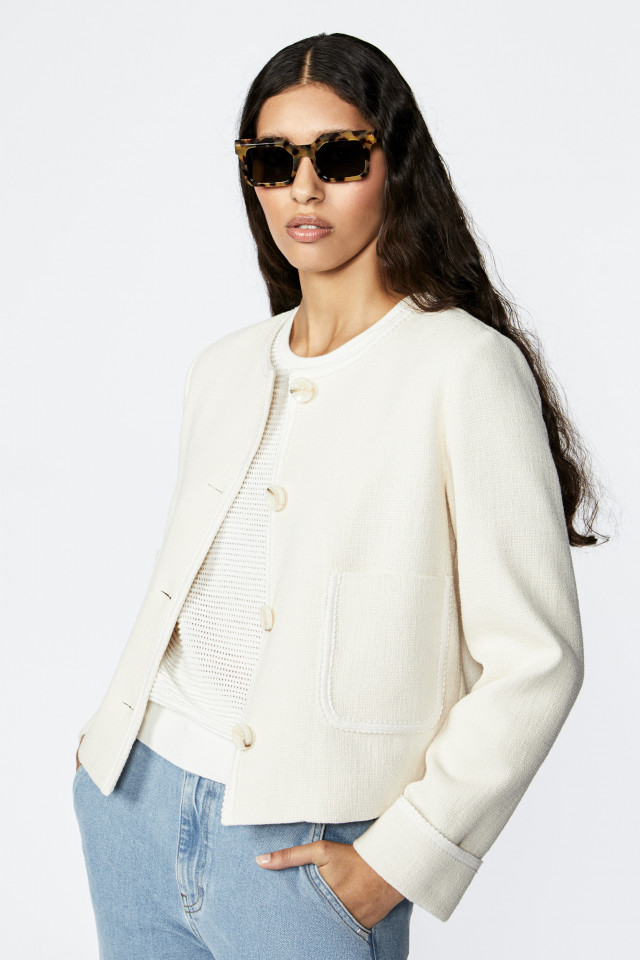 Short jacket with texture