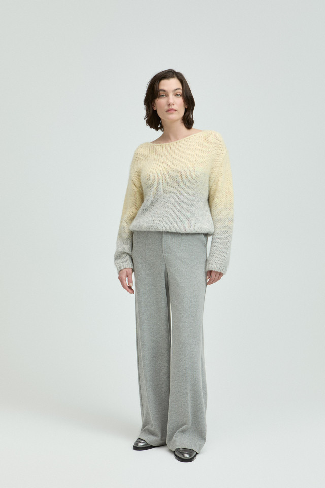 Pantalon à fines rayures 