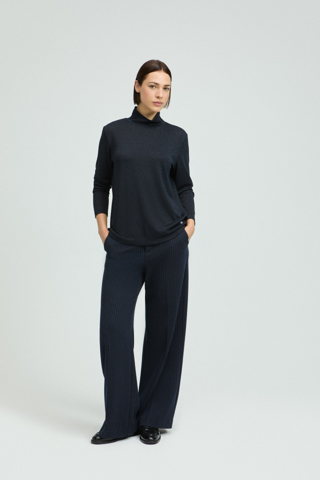 Pantalon à fines rayures 