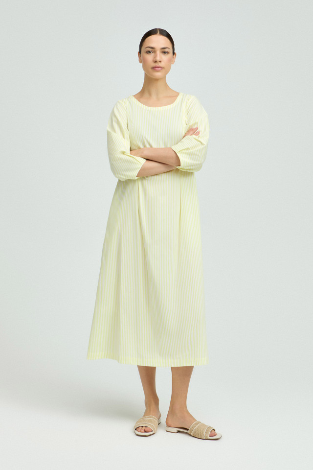 Robe en coton avec détails plissés