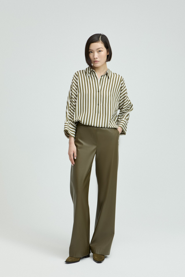 Pantalon en faux cuir